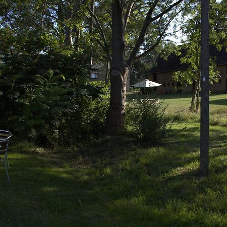 Urige Wohnung Mit Zwei Betten Und Genialer Kueche Mugeln Exteriör bild